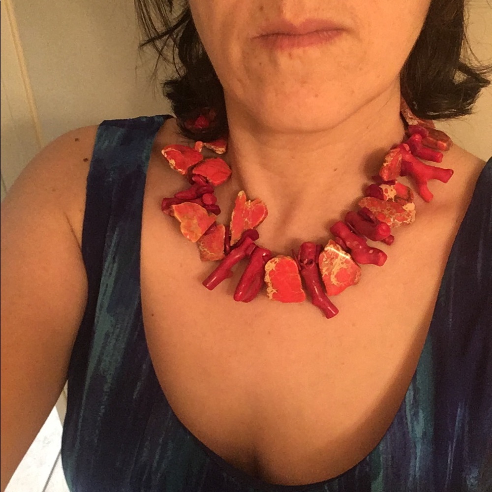 Barse real stones with accent of coral